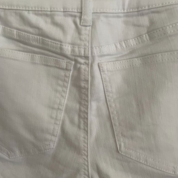 Southern Tide Shorts Adult 24W White Sophia Popsicle 2.5" Chino Casual Womens - Picture 15 of 15